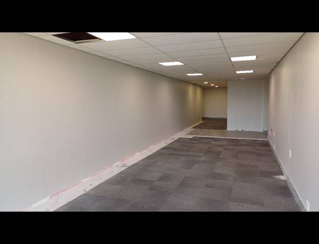 BUSINESS PROPERTY TO RENT IN IRENE